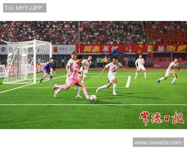 球迷们观看比赛时的精彩瞬间其他球星的反应与情感流露全记录